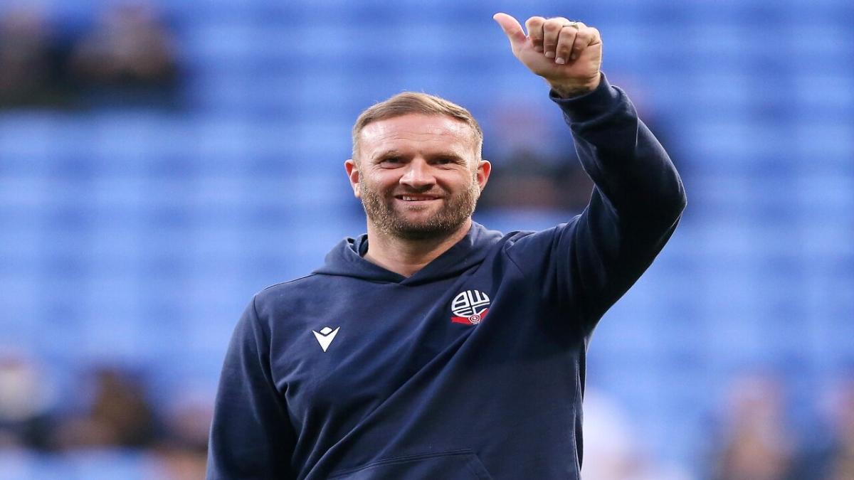 Bolton manager Ian Evatt